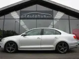 VW Jetta 1,4 TSi 122 Comfortline BMT - 4