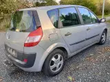 Renault Scenic II 1,6 Family Authentique - 4