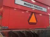 Massey Ferguson 40. Kun 1873 høstimer og 2381 motortimer - 3