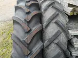 Massey Ferguson   hjul 12,4X32 - 3