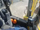 New Holland LB115 - 5