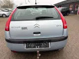 Citroen C4 Hatchback 1,6i benzin - 4