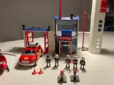 Playmobil, brandstation og materiel