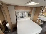 2019 - Dethleffs Generation Scandi 695 BQT   Lækker vintervogn med fritstående dobbeltseng og front køkken fra Hinshøj Caravan - 4
