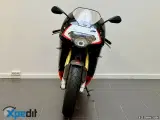 Aprilia RSV 1000 R - 4