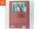 Tre søstre : samtaler mellem dronning Margrethe, prinsesse Benedikte og dronning Anne-Marie af Jon Bloch Skipper (Bog) - 3