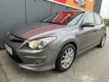 Hyundai i30 1,6 CRDi 90 Comfort Eco - 2