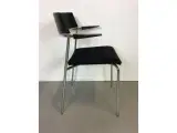 Radius cirkum konference- og mødestol i sort polster sæde og sort armlæn/ryg, fra randers - 4