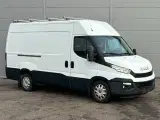 Iveco Daily 3,0 35S17 12m³ Van - 3