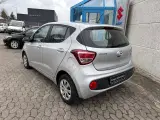 Hyundai i10 1,0 Comfort - 4