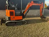 HItachi ZX 19 minigraver  - 5