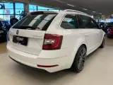 Skoda Octavia 2,0 TSi 190 Business Line Combi DSG - 4