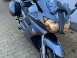Yamaha FJR 1300 - 4