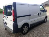 Renault Trafic T29 2,0 dCi 115 L1H1 - 4