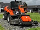 Husqvarna R 216 T AWD med 103 cm klipper Tilbud