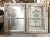 Klassisk 2-fags, 2-ruders vindue; ca. 1800-tallet