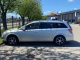 Opel Astra 1,7 CDTi 110 Design Edition Sports Tourer - 2