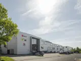 Indbydende og lyse kontorlokaler velbeliggende i en moderne ejendom i Brøndby tæt på den nærliggende infrastruktur - 3