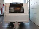 2022 - Adria Adora 613 UL   Lækker Enkeltsengs vogn med stort køkken. Jubilæumstilbud! - 4