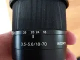 Sony 18-70mm 3.5 -5.6 objektiv til A-mount