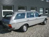 Mercedes 240 2,4 D stc. - 2