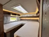 2020 - Weinsberg CaraCore 700 MEG   Velholdt Autocamper med enkelt senge - 3