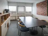 Stort kontor med mødelokaler / lounge- og spiseområde - 3