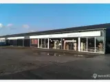 Lagerhal med mange muligheder udlejes! - 2