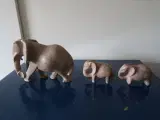 Elefant med 2 unger