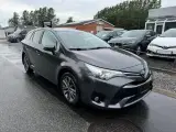 Toyota Avensis 2,0 D-4D T2 Executive Touring Sports - 4