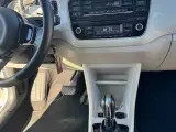 VW e-Up!  High Up! - 4