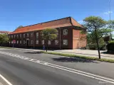 Praktisk beliggenhed i Aarhus C, tæt på banegården, E45 og med fornuftig parkeringsmuligheder. - 3