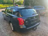 Toyota Avensis 1.8! - 5