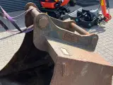 New Holland E215B 21 ton maskine med 2 skovle. - 4