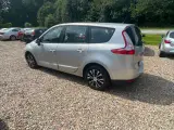 Renault Grand Scenic III 1,5 dCi 110 Expression 7prs - 2