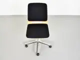 Rbm kontorstol af bøg med sort polster - 5