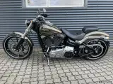 Harley-Davidson FXBR Breakout - 3