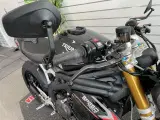 Triumph Speed Triple 1200 RS - 4