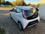 Toyota Aygo 1,0 VVT-i x-black II - 4