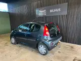 Peugeot 107 1,0 Trendy - 4