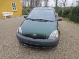 Toyota Yaris 1.0 i Synet 5 / 23.  - 2