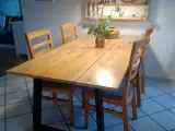 Spisebord