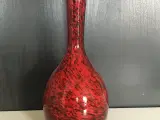 Rød-sort vase