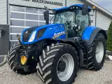 New Holland T7.315 HD med frontlift og front PTO. - 2