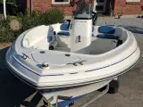 Solid og stabil båd med trailer - 2