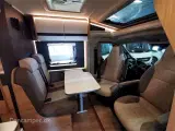 2025 - Dethleffs Globebus Camp T4   Flot slim line med 8-trins automatgear, 140 Hk, populær og meget rummelig trods sin længde på kun 6,63 m og 2,20 m i bredden - 3