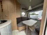 2024 - Tabbert T@b L 400 Basic   Lækker rejsevogn med fast dobbeltseng fra Hinshøj Caravan - 3