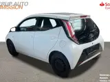 Toyota Aygo 1,0 VVT-I X-Play + X-Touch 69HK 5d - 4