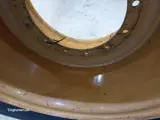 25"   20.5R25 - 2