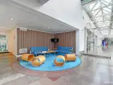 Velbeliggende kontor og showroom/værksted i stor ejendom - 3